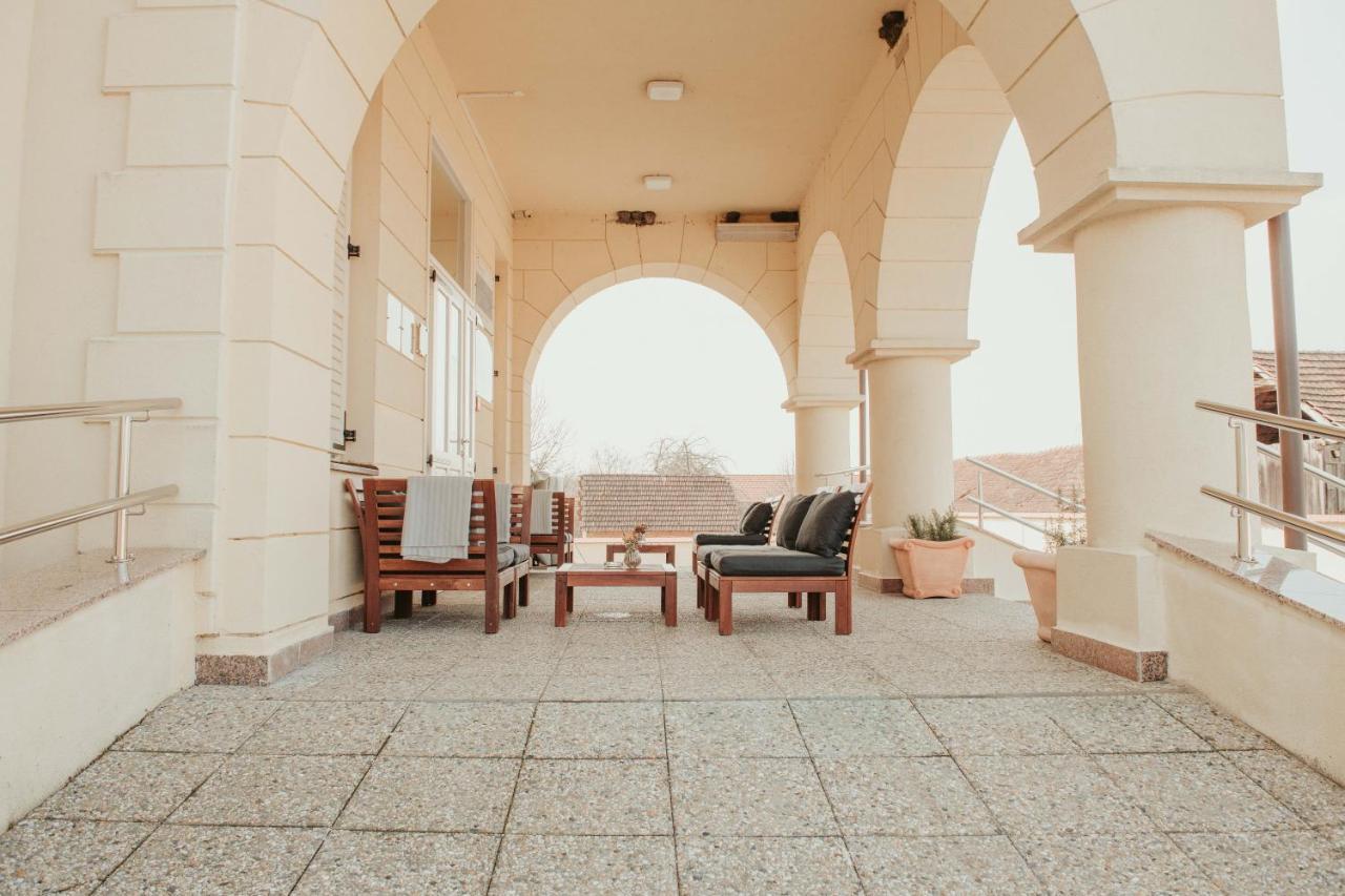 Hotel Kurija Jankovic Lukac Luaran gambar